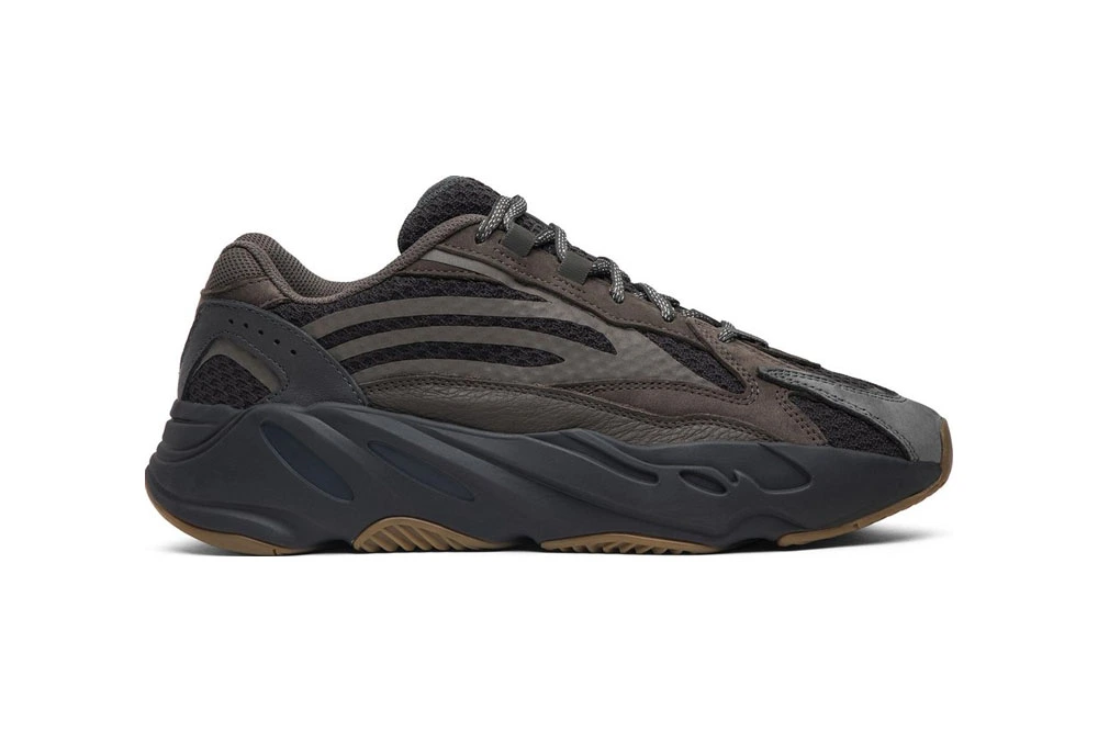 yeezy boost 700 v2 geode replica