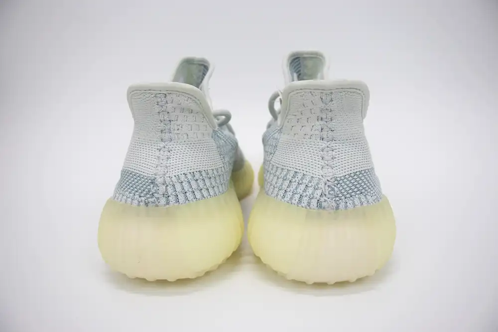 yeezy 350 v2 cloud white non-reflective