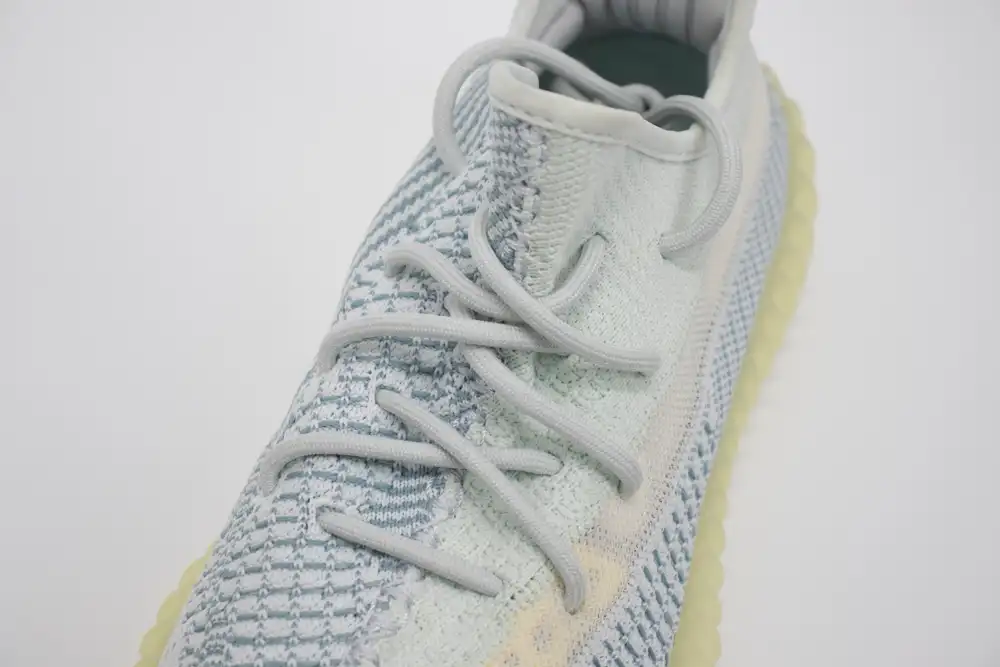 yeezy 350 v2 cloud white non-reflective