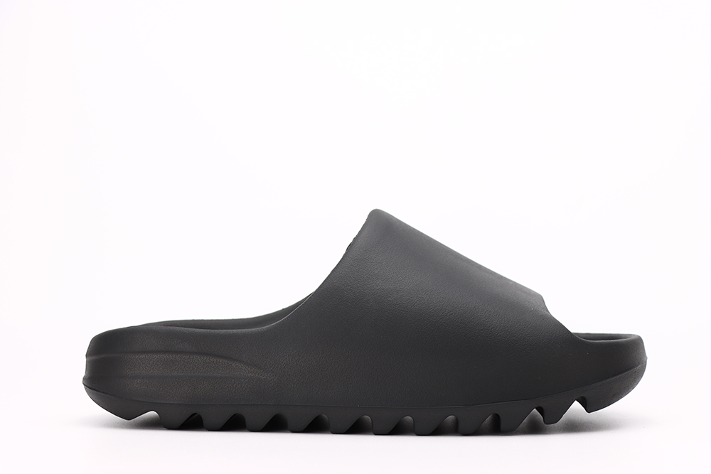 yeezy slides ‘onyx’ reps’ (matte upper)