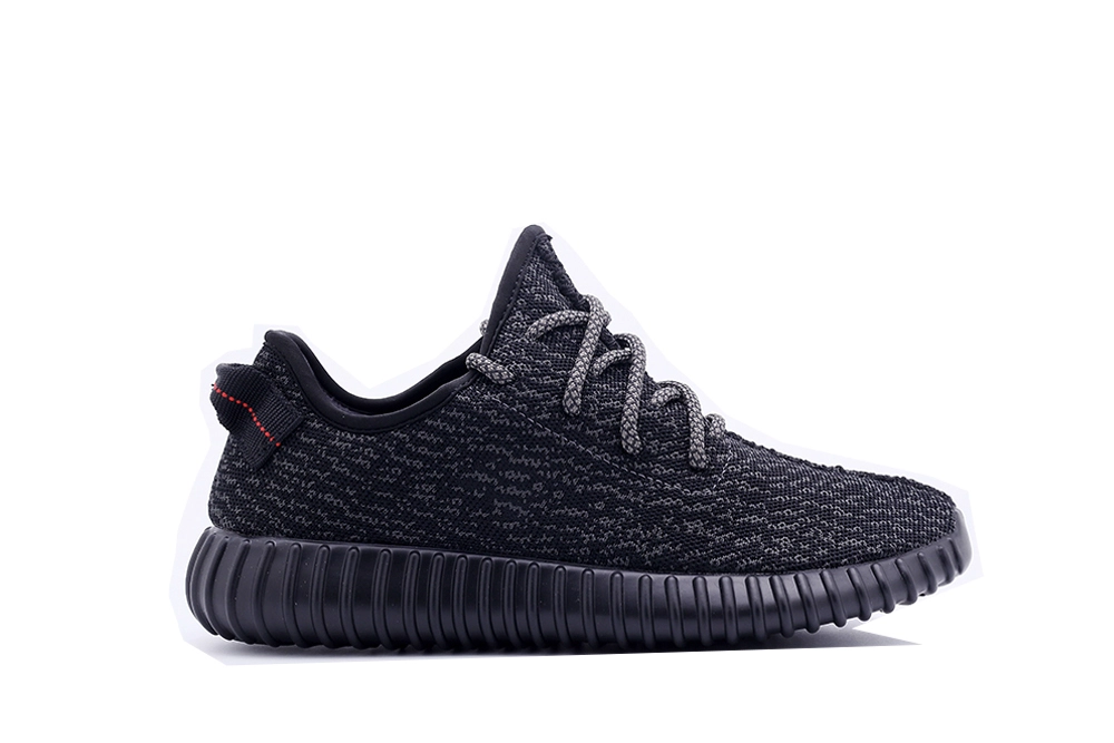 yeezy 350 ‘pirate black''(2022)