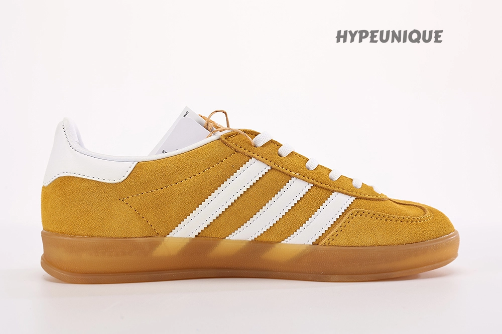 adidas gazelle indoor orange peel white (women’s)