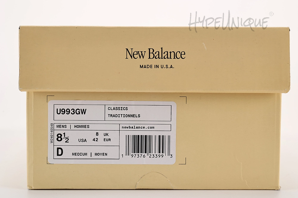 new balance ‘made in usa’ 993 – chive