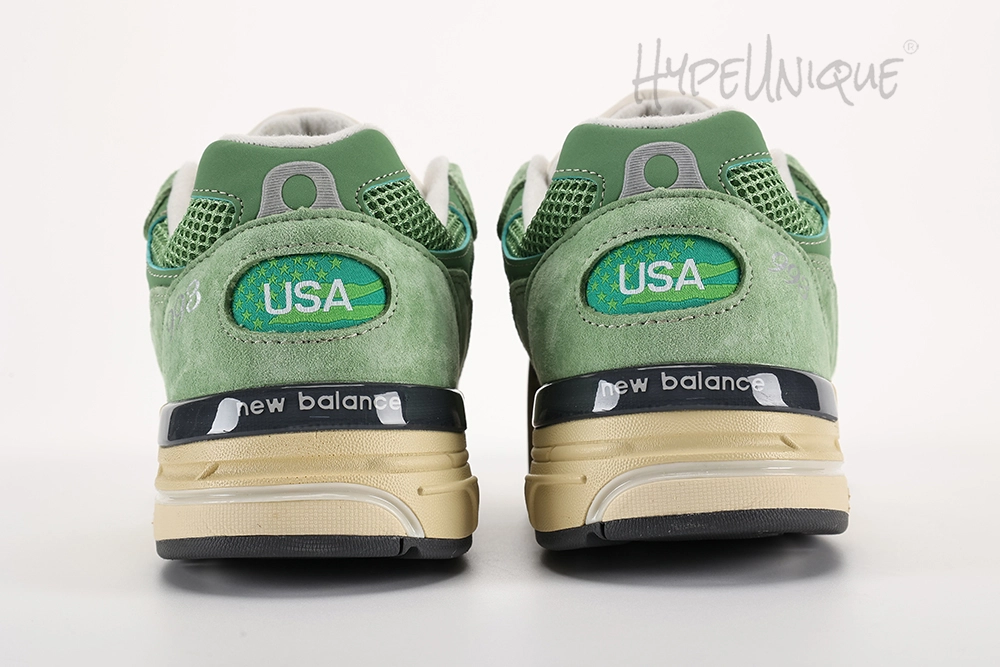 new balance ‘made in usa’ 993 – chive