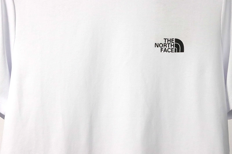 the north face small logo t-shirt