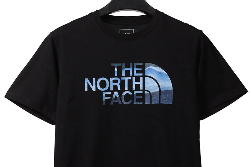 the north face surf print t-shirt