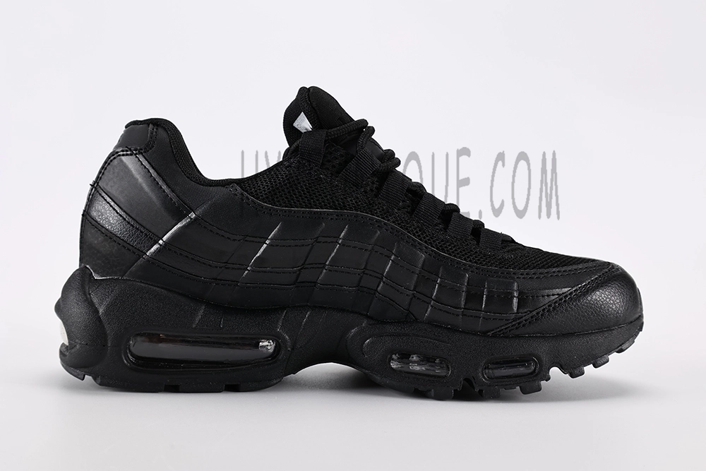 air max 95 ‘triple black’